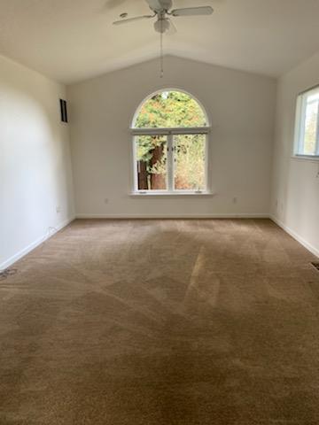 892-894 Calabasas Road Watsonville, CA 95076 - Photo 42 of 53 an empty room with a window