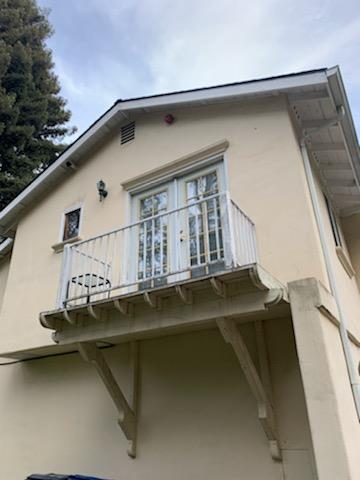 892-894 Calabasas Road Watsonville, CA 95076 - Photo 44 of 53 a roof deck with table and chairs