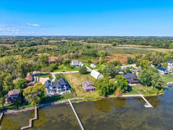 $2,000,000 | 5114 Reynolds Avenue, Waunakee, WI 53597