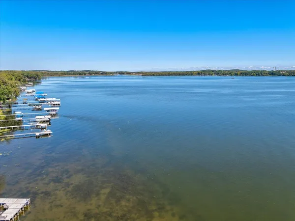 $2,000,000 | 5114 Reynolds Avenue, Waunakee, WI 53597