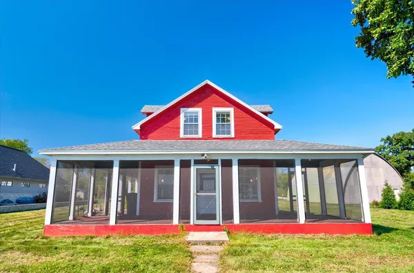 $2,000,000 | 5114 Reynolds Avenue, Waunakee, WI 53597