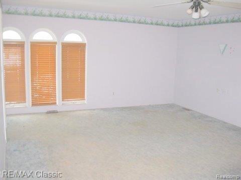 4645 Patrick Road West Bloomfield, MI 48322 - Photo 6 of 9 Patrick 4645 BPO 2-4-10 (38).JPG