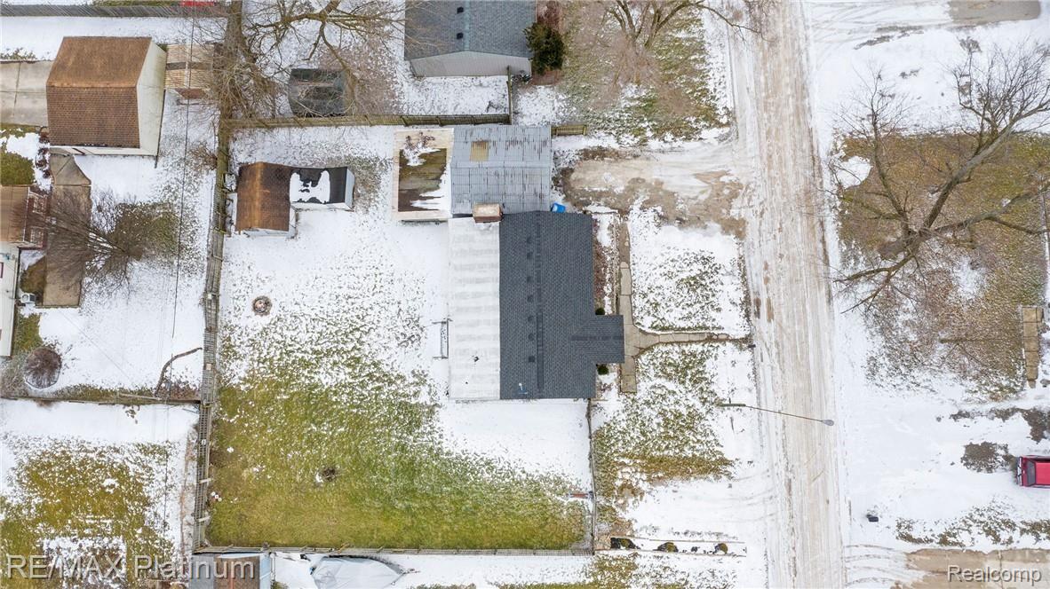 9062 Forest Road Whitmore Lake, MI 48189 - Photo 23 of 37 DJI_0543.jpg