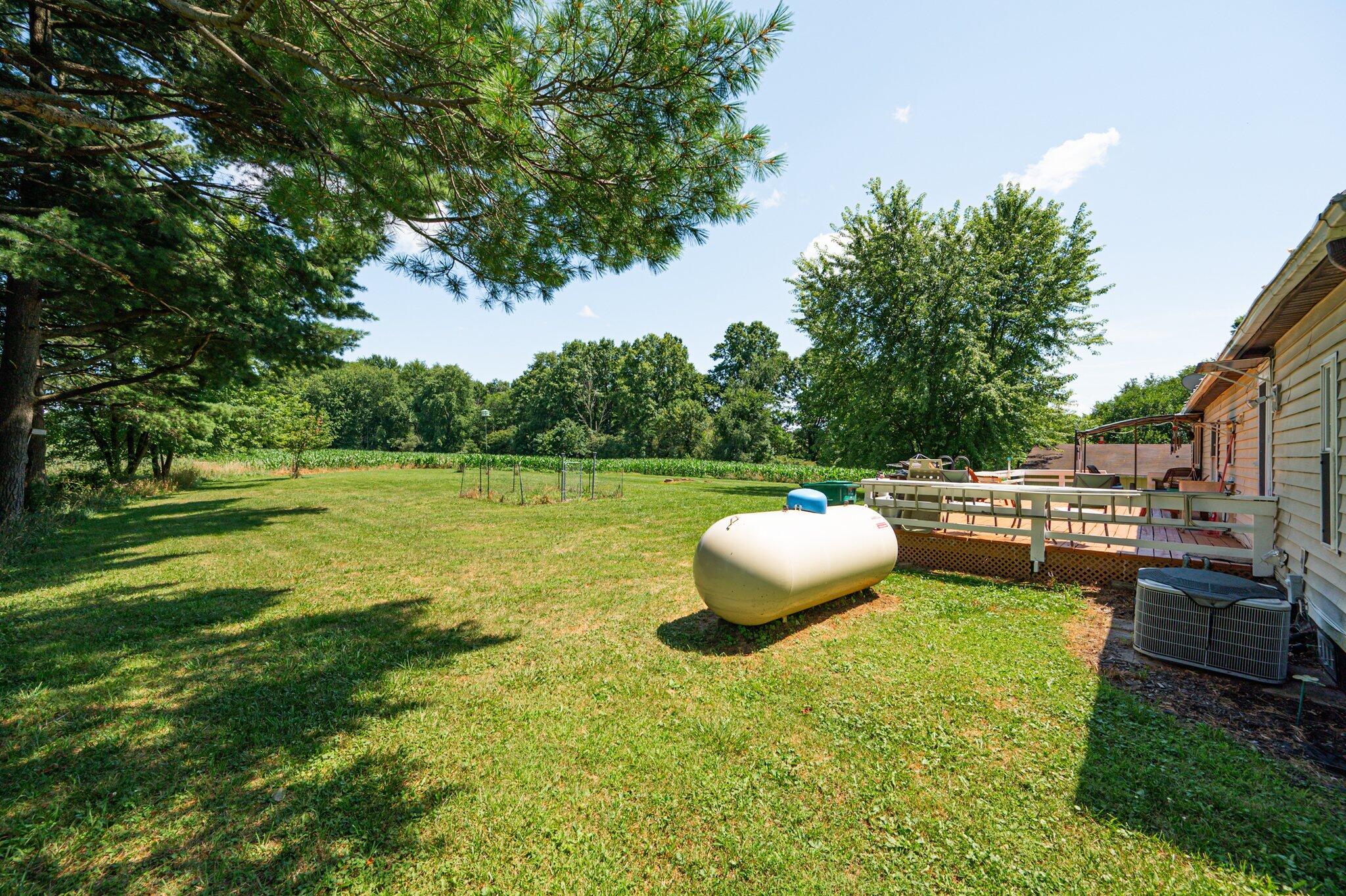10662 Tarlton Road St. Louisville, OH 43071 - Photo 38 of 61 35-web-or-mls-10662 Tarlton Rd-35