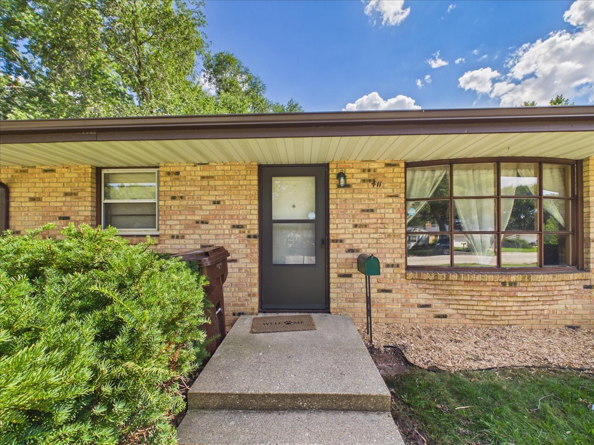 409 Glendale Road Loves Park, IL 61111 - Photo 3 of 49 Gallery Image 3
