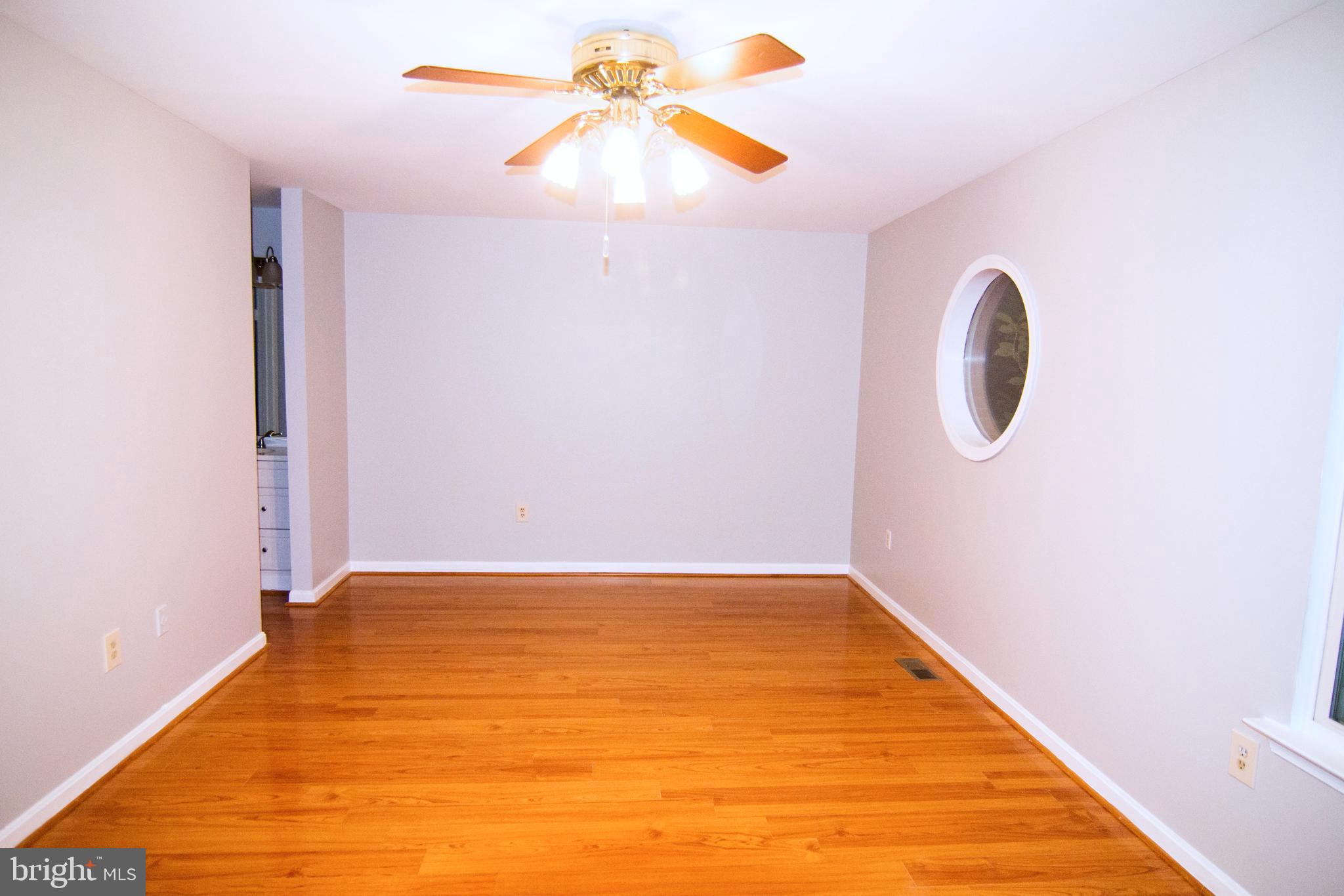 6105 Castletown Way Alexandria, VA 22310 - Photo 16 of 36