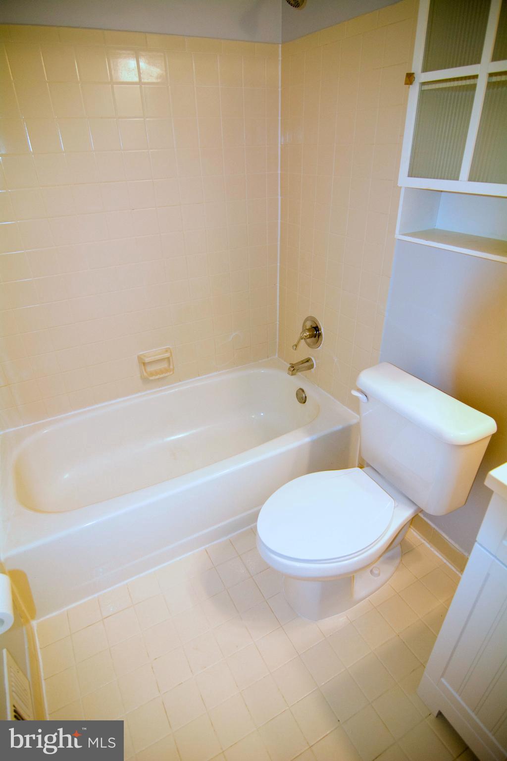 6105 Castletown Way Alexandria, VA 22310 - Photo 22 of 36