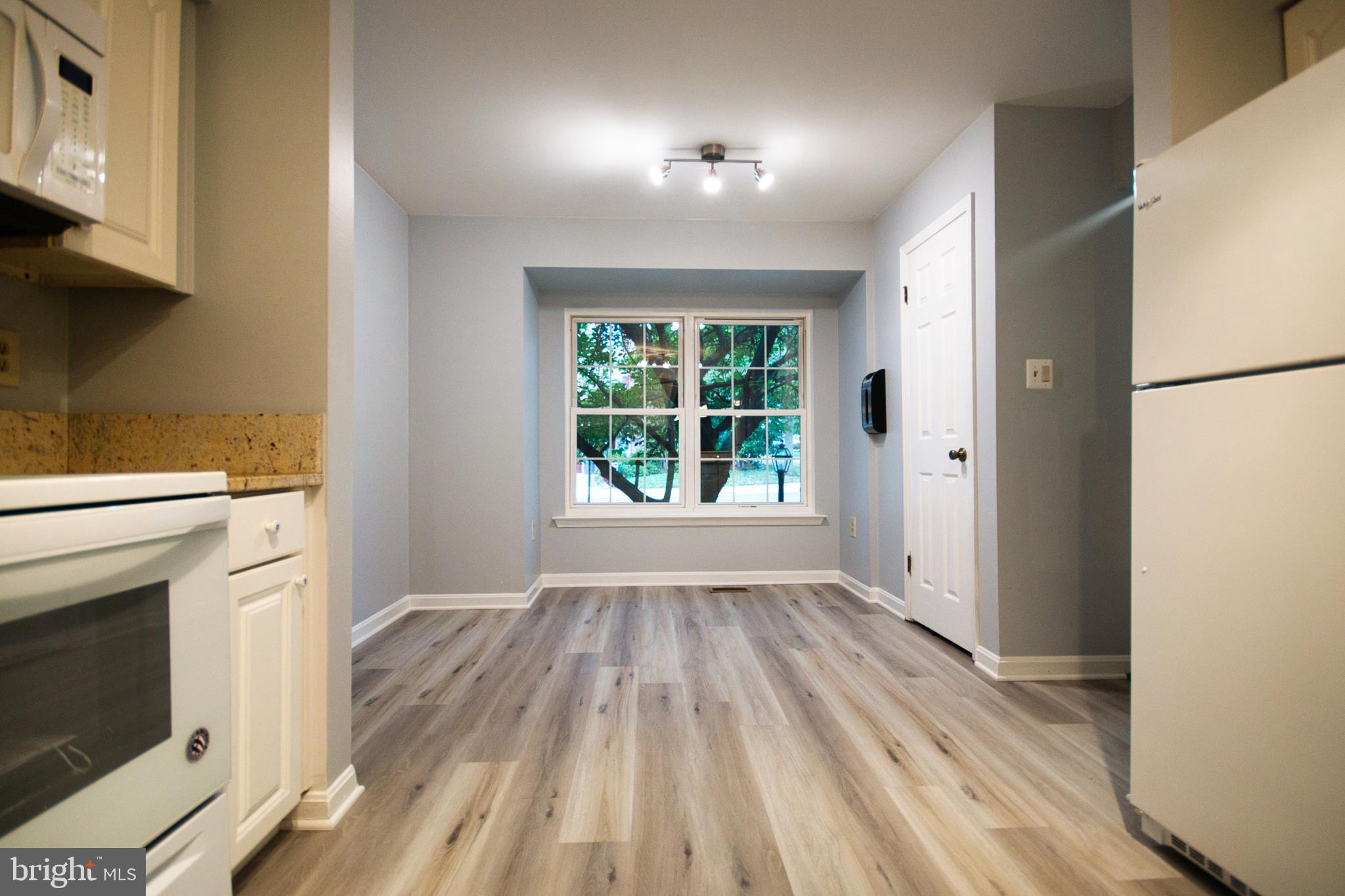 6105 Castletown Way Alexandria, VA 22310 - Photo 6 of 36