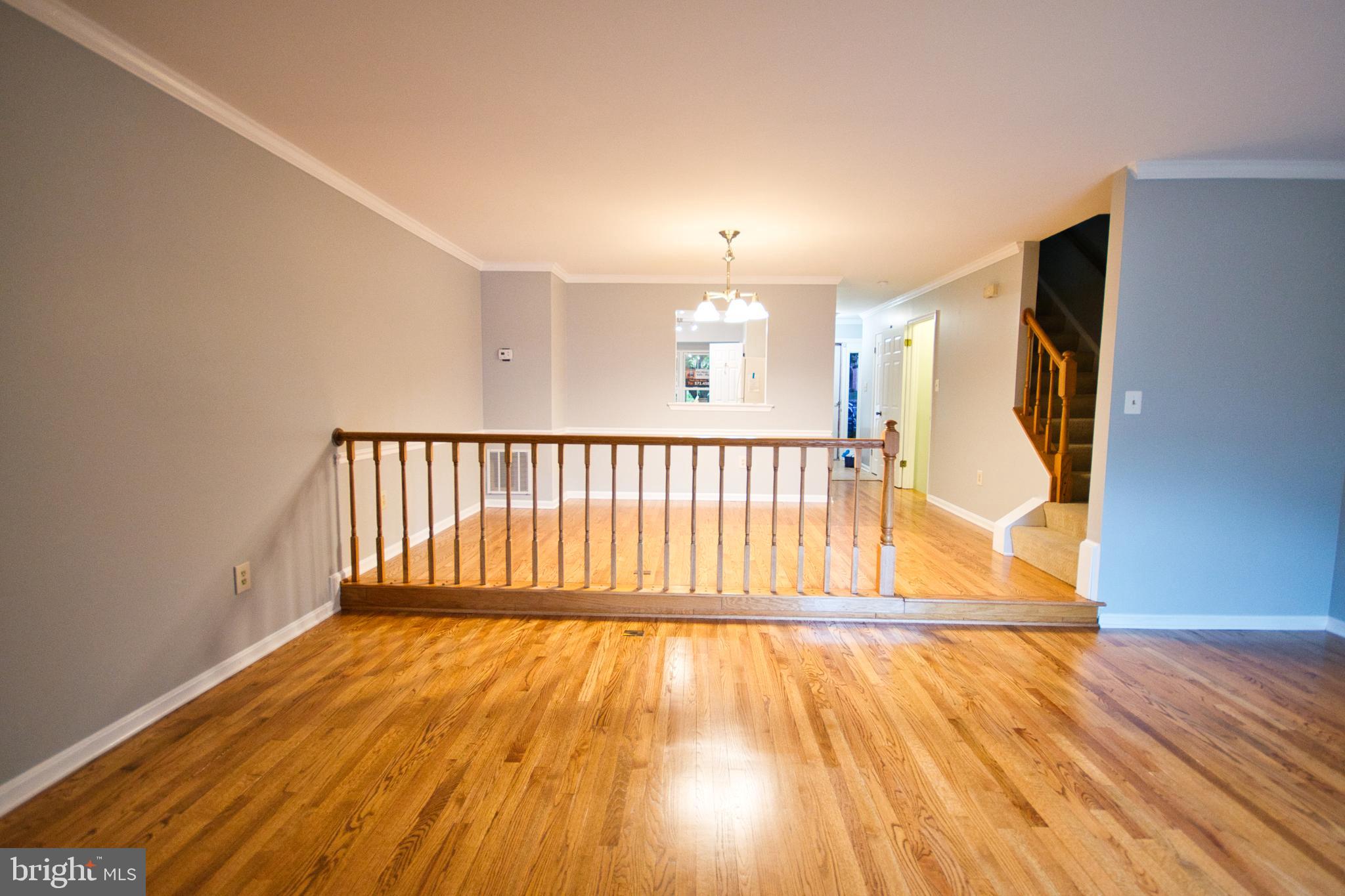 6105 Castletown Way Alexandria, VA 22310 - Photo 9 of 36