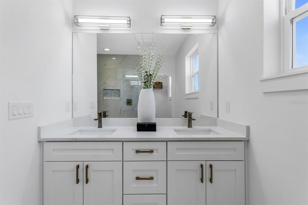 2140 West Chestnut Street Tampa, FL 33607 - Photo 24 of 32
