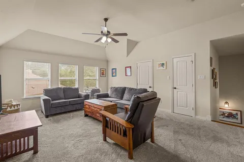 $424,000 | 108 Bosque Court, Azle, TX 76020