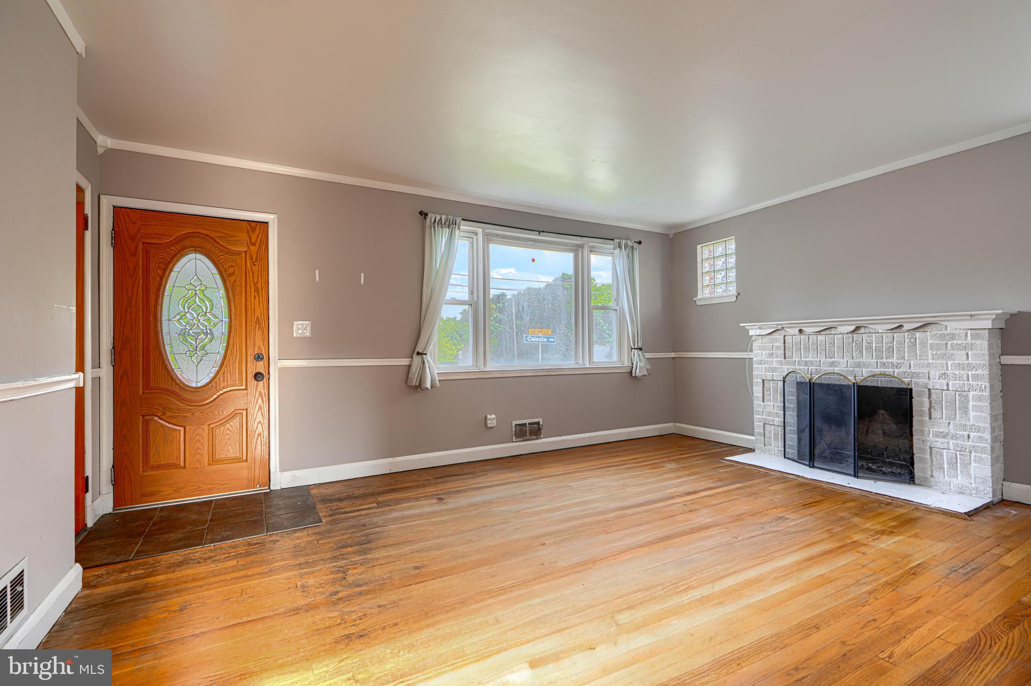 400 Celeste Avenue Baltimore, MD 21221 - Photo 4 of 37