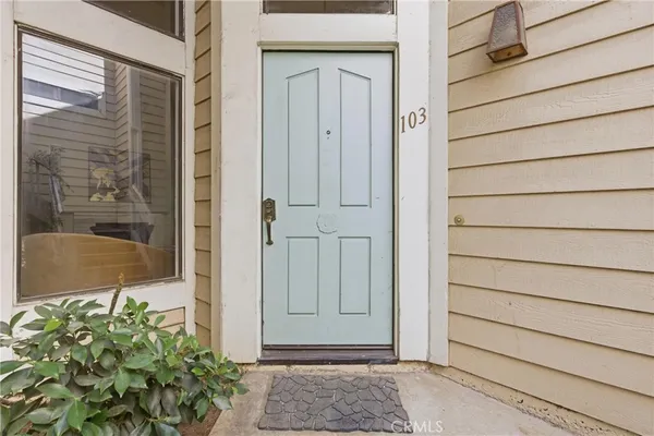 $2,850 | 4900 North Grand Avenue, Unit 103, Covina, CA 91724