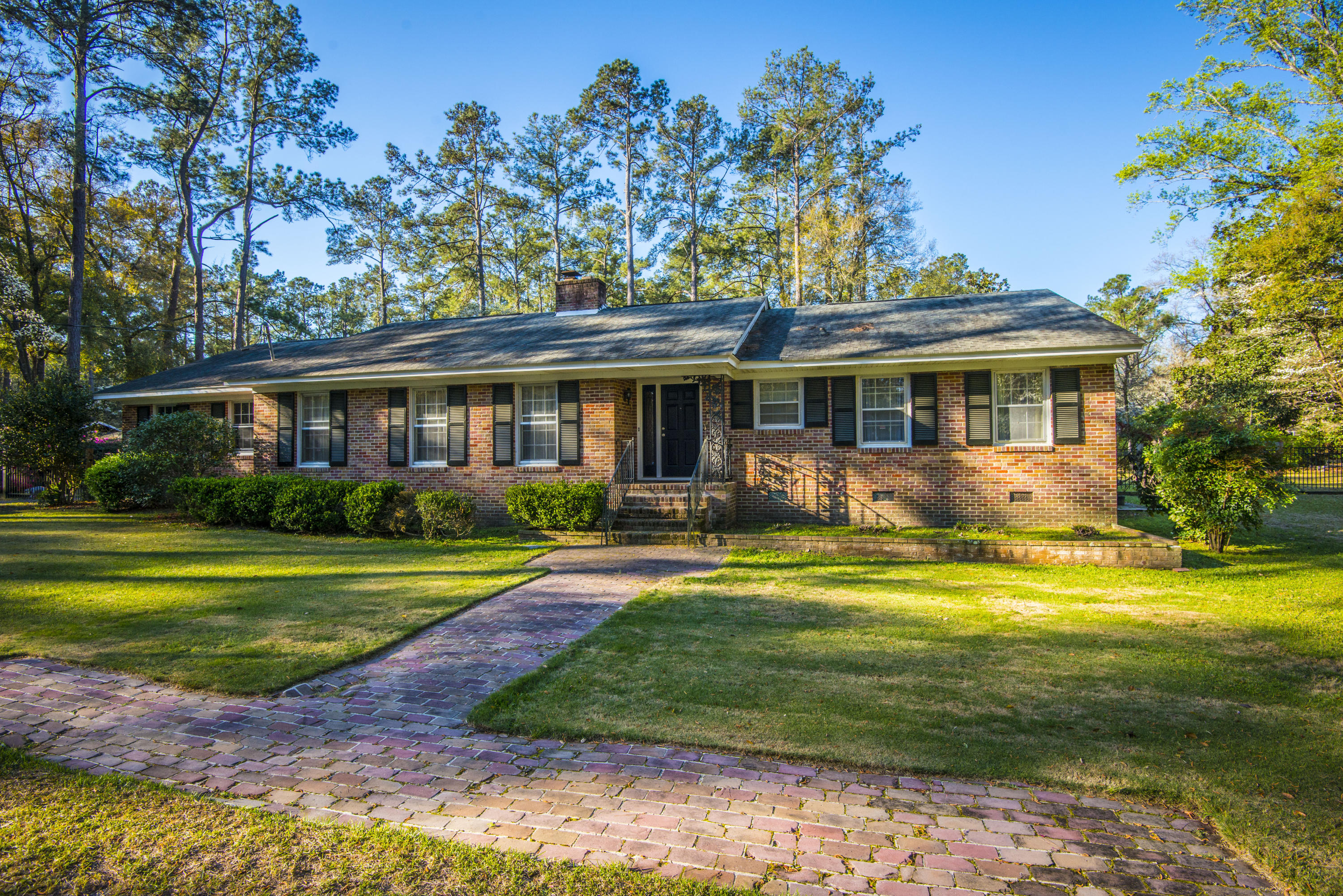 105 Fenwick Road Walterboro, SC 29488 - Photo 2 of 30 _DSC8335