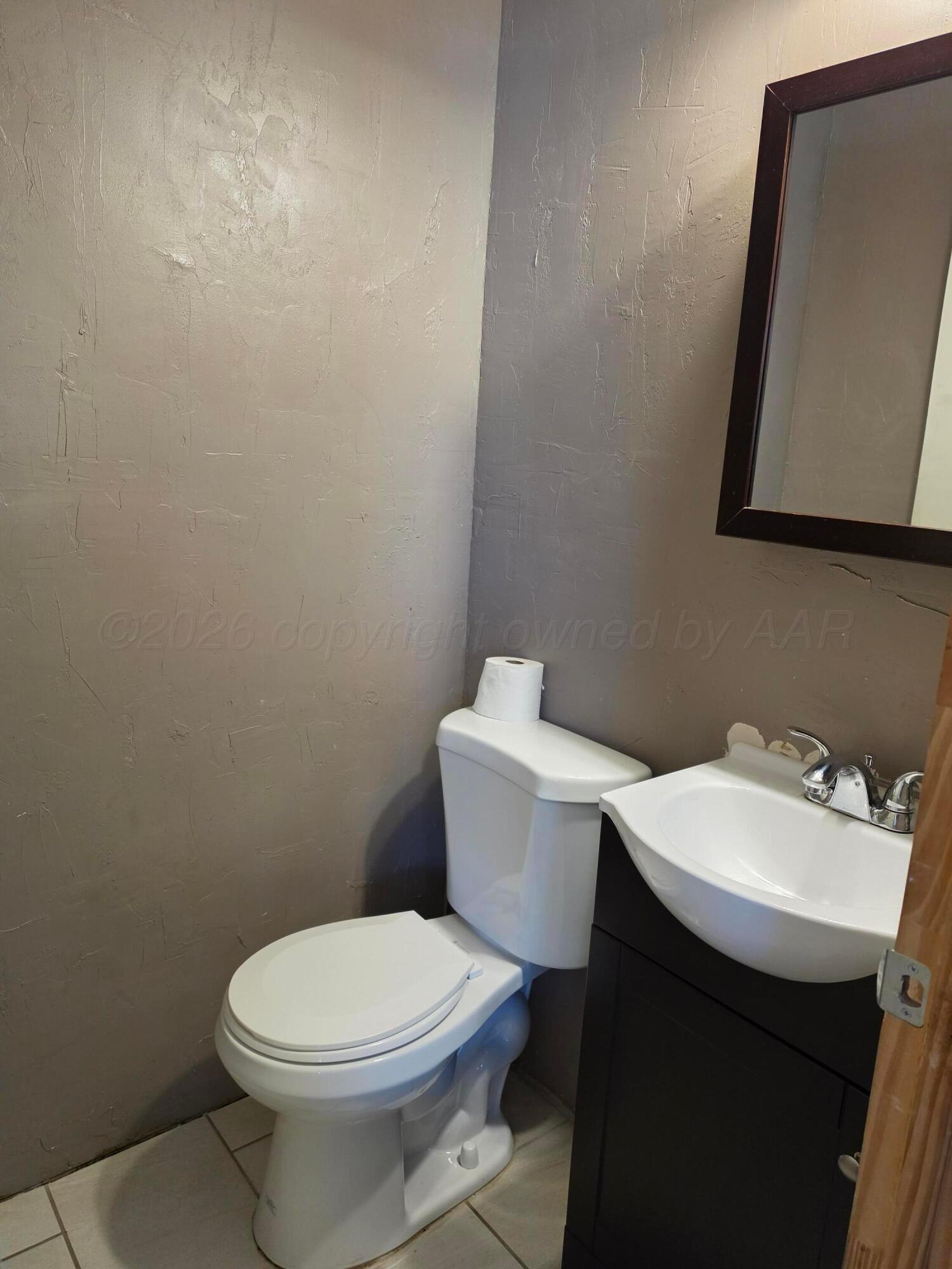 806 Ave R Sunray, TX 79086 - Photo 6 of 8 20260512_112633