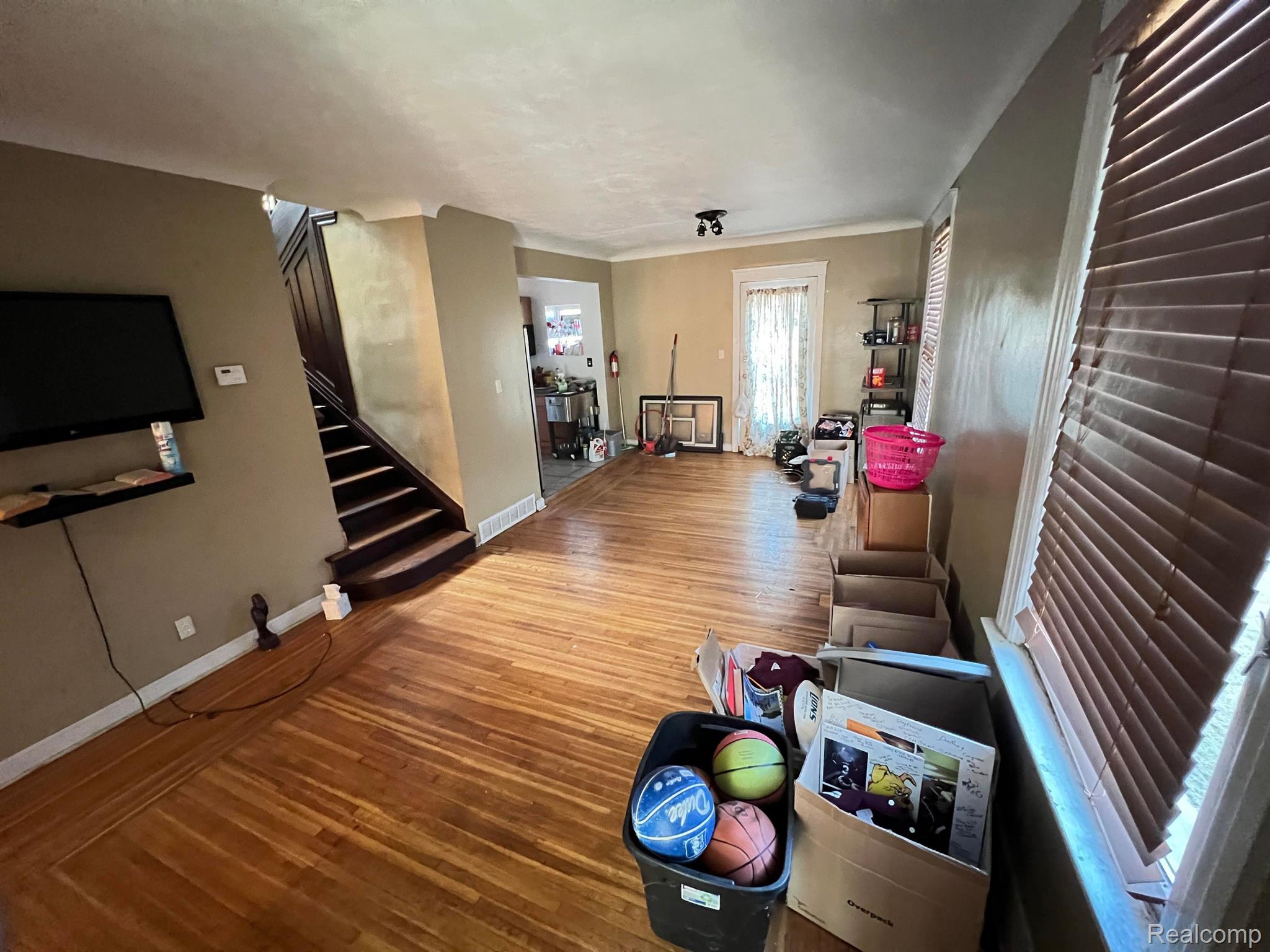 26 Linden Street River Rouge, MI 48218 - Photo 3 of 24 Gallery Image 3