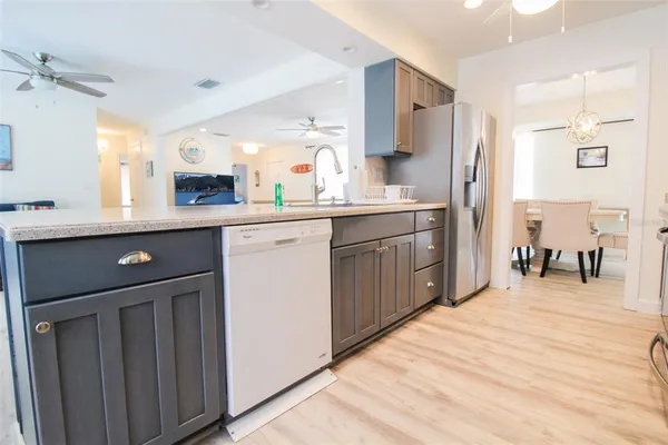 $8,000 | 2232 Pine Terrace, Sarasota, FL 34231