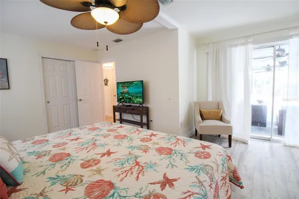 $8,000 | 2232 Pine Terrace, Sarasota, FL 34231