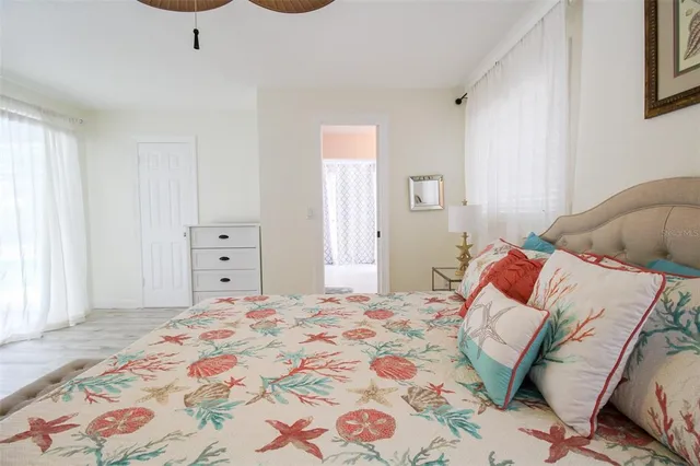 $8,000 | 2232 Pine Terrace, Sarasota, FL 34231