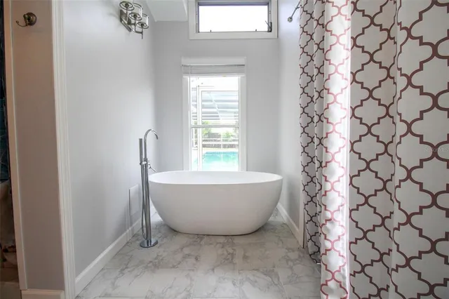 $8,000 | 2232 Pine Terrace, Sarasota, FL 34231