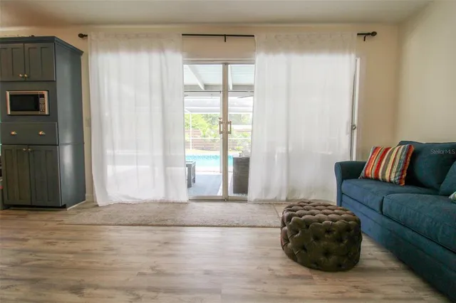 $8,000 | 2232 Pine Terrace, Sarasota, FL 34231