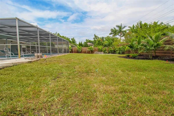 $8,000 | 2232 Pine Terrace, Sarasota, FL 34231