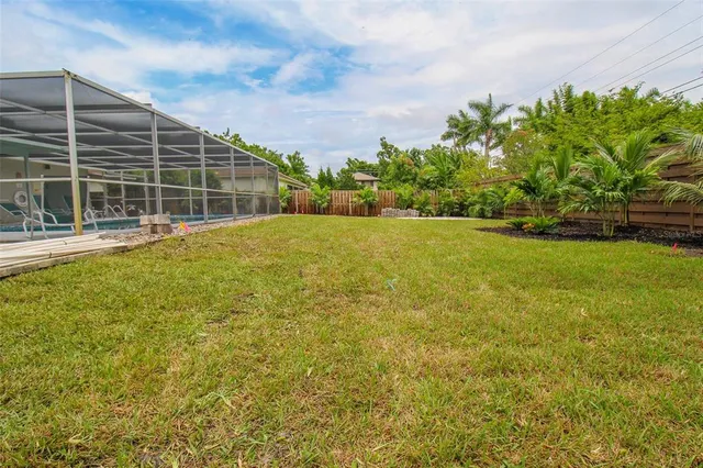 $8,000 | 2232 Pine Terrace, Sarasota, FL 34231