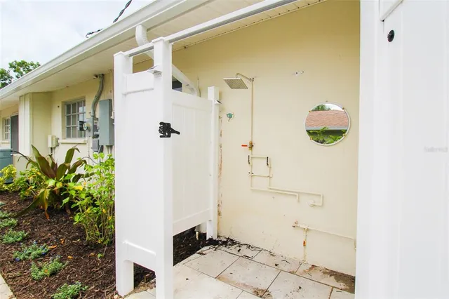 $8,000 | 2232 Pine Terrace, Sarasota, FL 34231