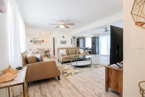 $8,000 | 2232 Pine Terrace, Sarasota, FL 34231