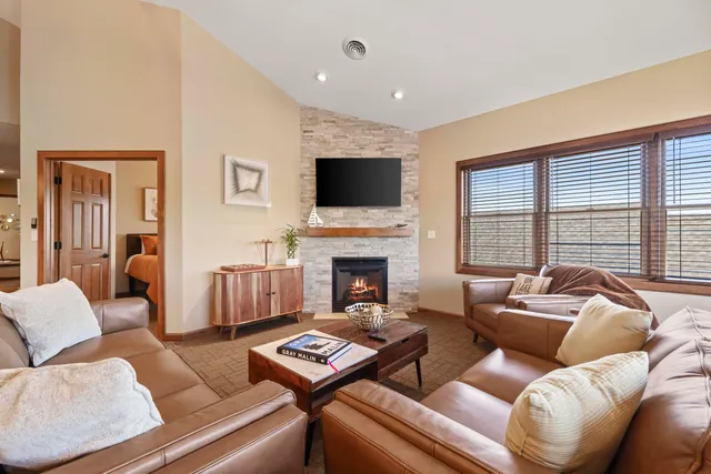 $435,000 | 514 South Pier Drive, Unit 1, Sheboygan, WI 53081