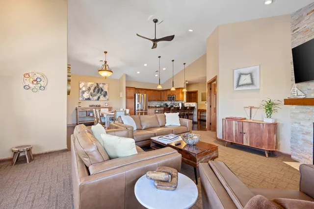 $435,000 | 514 South Pier Drive, Unit 1, Sheboygan, WI 53081