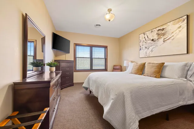 $435,000 | 514 South Pier Drive, Unit 1, Sheboygan, WI 53081