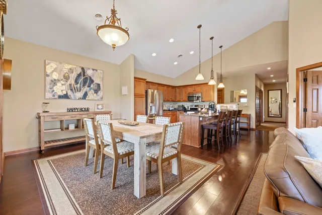 $435,000 | 514 South Pier Drive, Unit 1, Sheboygan, WI 53081