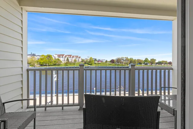 $435,000 | 514 South Pier Drive, Unit 1, Sheboygan, WI 53081