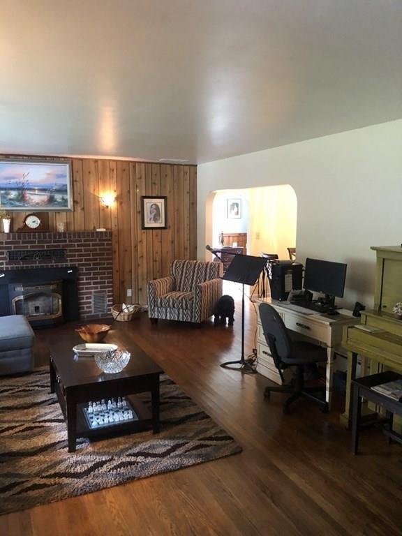 440 Worcester Road Barre, MA 01005 - Photo 4 of 25 Gallery Image 4
