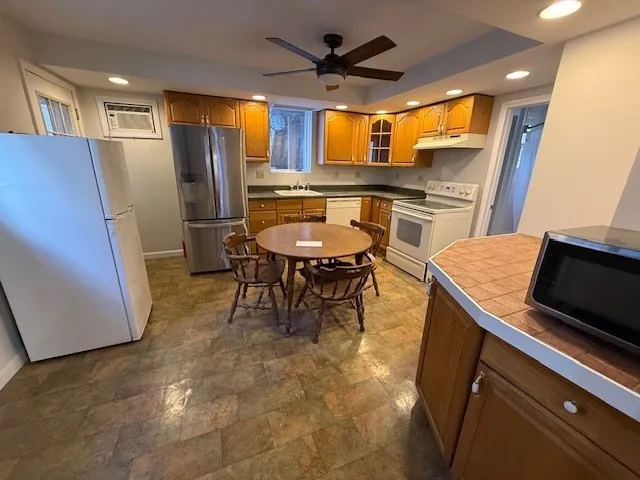 $3,300 | 60 Haines Street, Unit SF, Medford, MA 02155