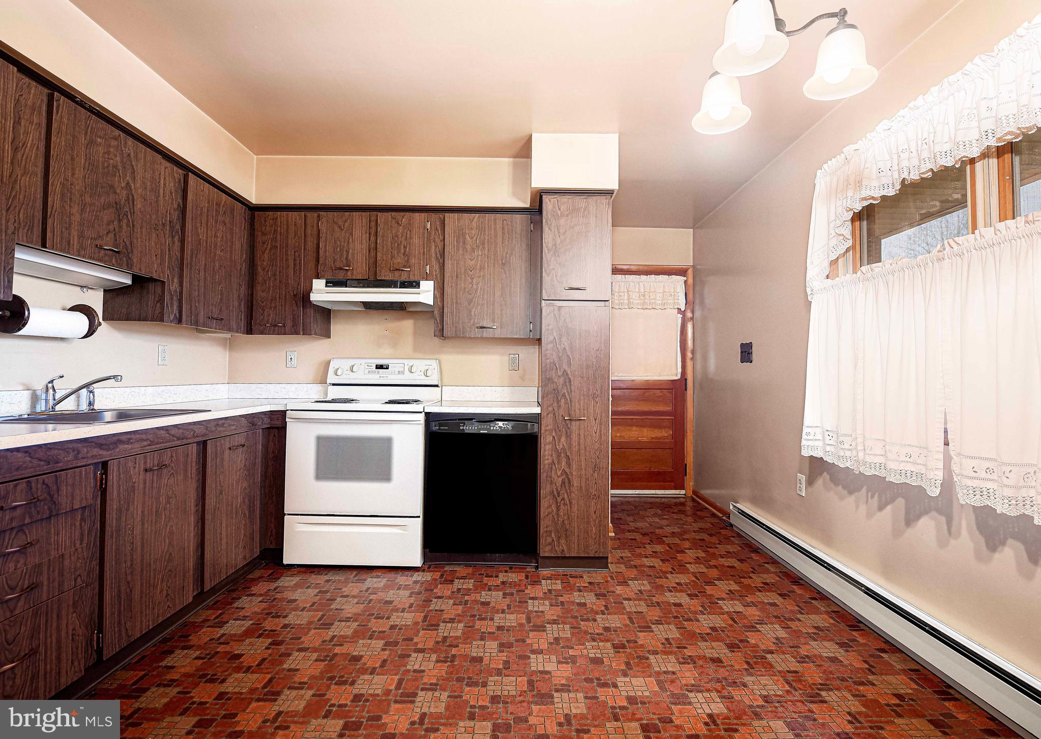 3002 Winchester Way Fallston, MD 21047 - Photo 11 of 35