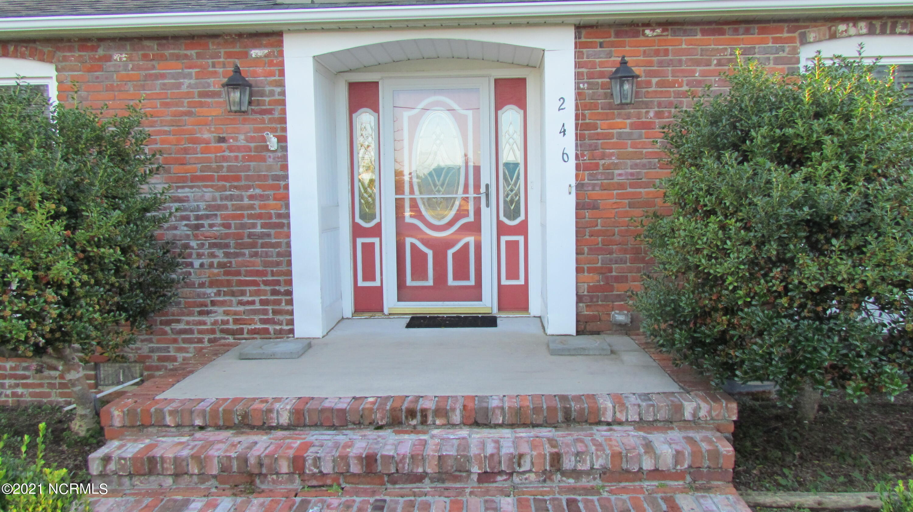246 Shell Landing Road Beaufort, NC 28516 - Photo 2 of 47 IMG_4359