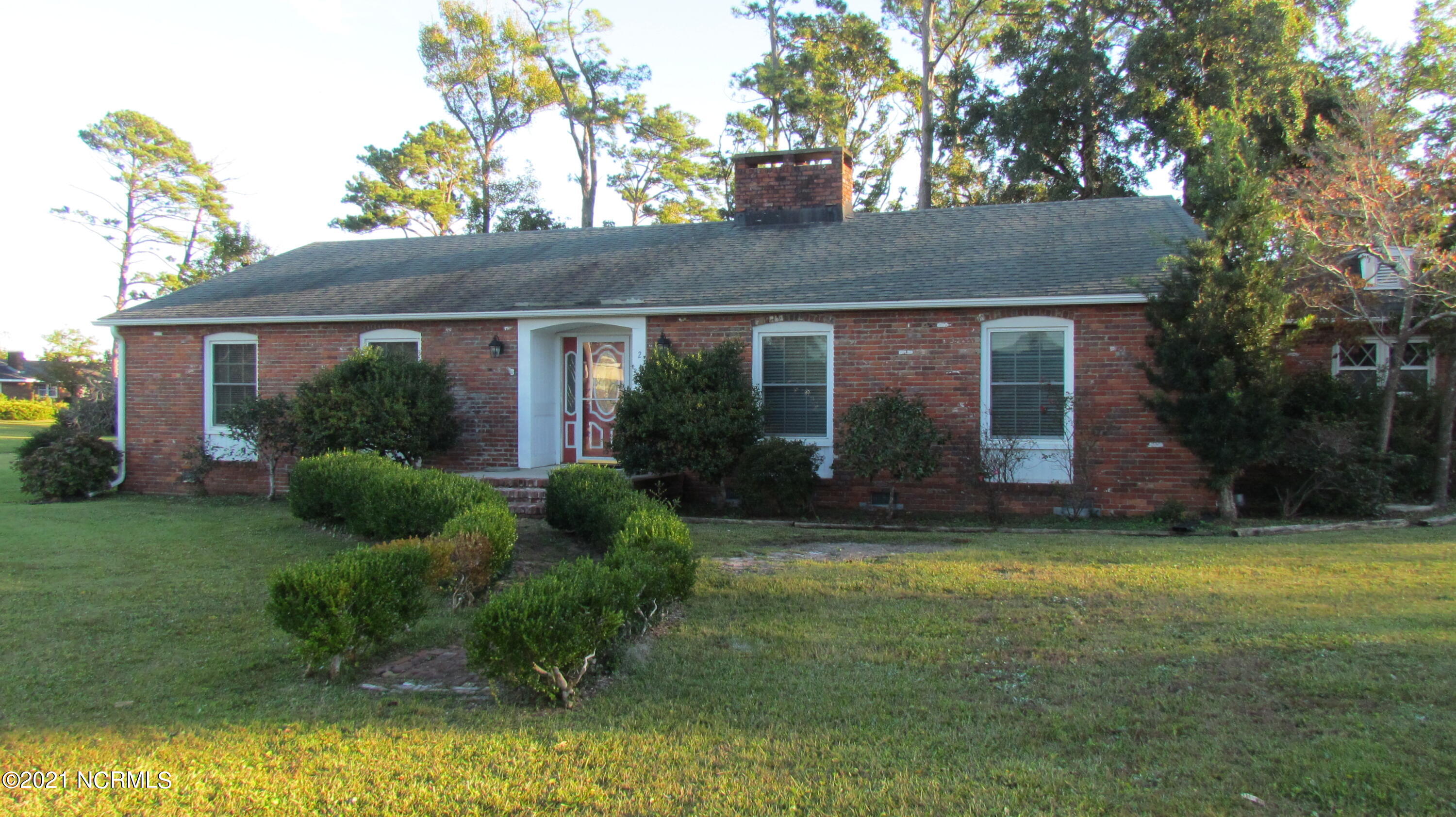 246 Shell Landing Road Beaufort, NC 28516 - Photo 3 of 47 IMG_4358