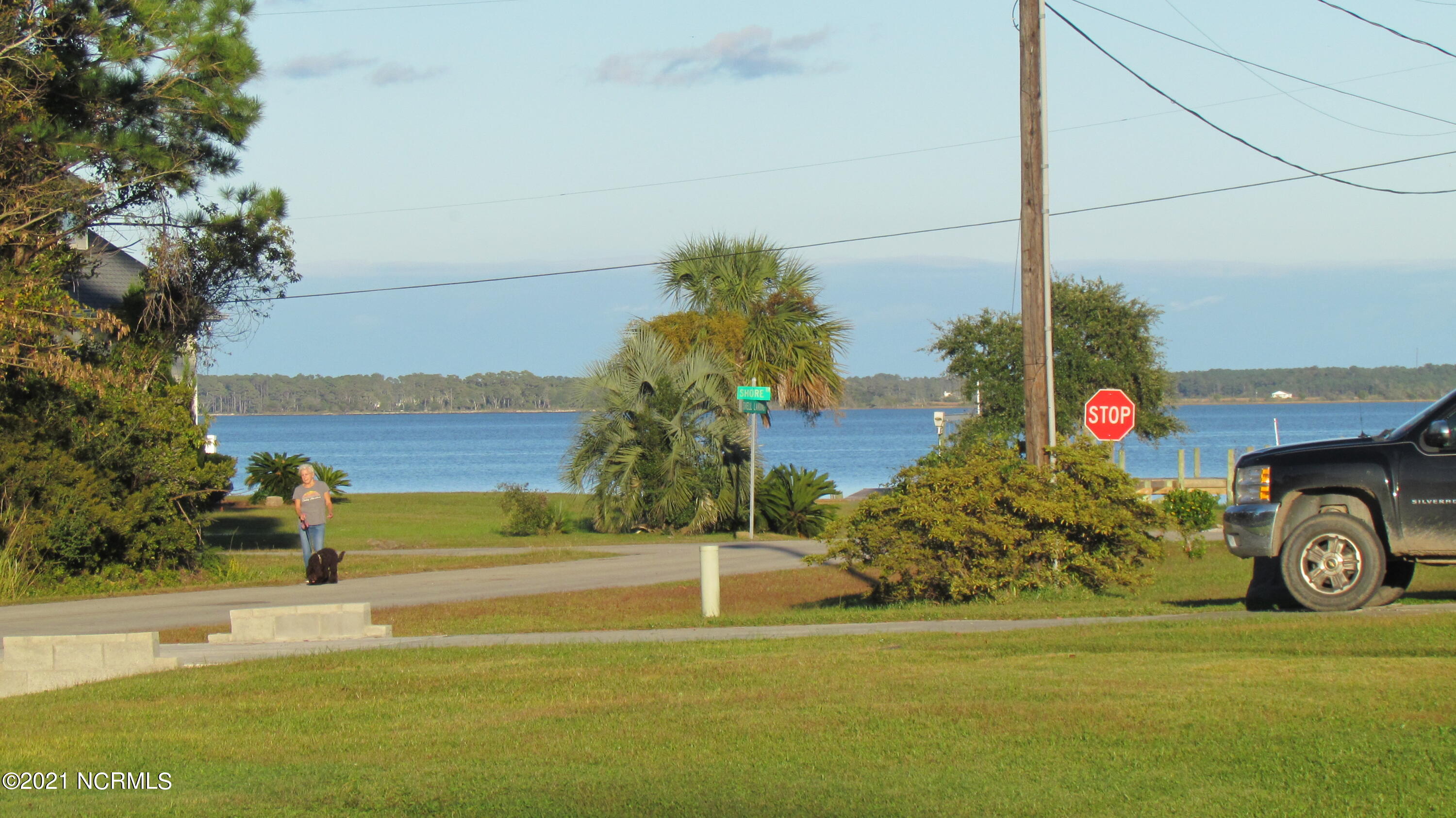 246 Shell Landing Road Beaufort, NC 28516 - Photo 7 of 47 IMG_4360