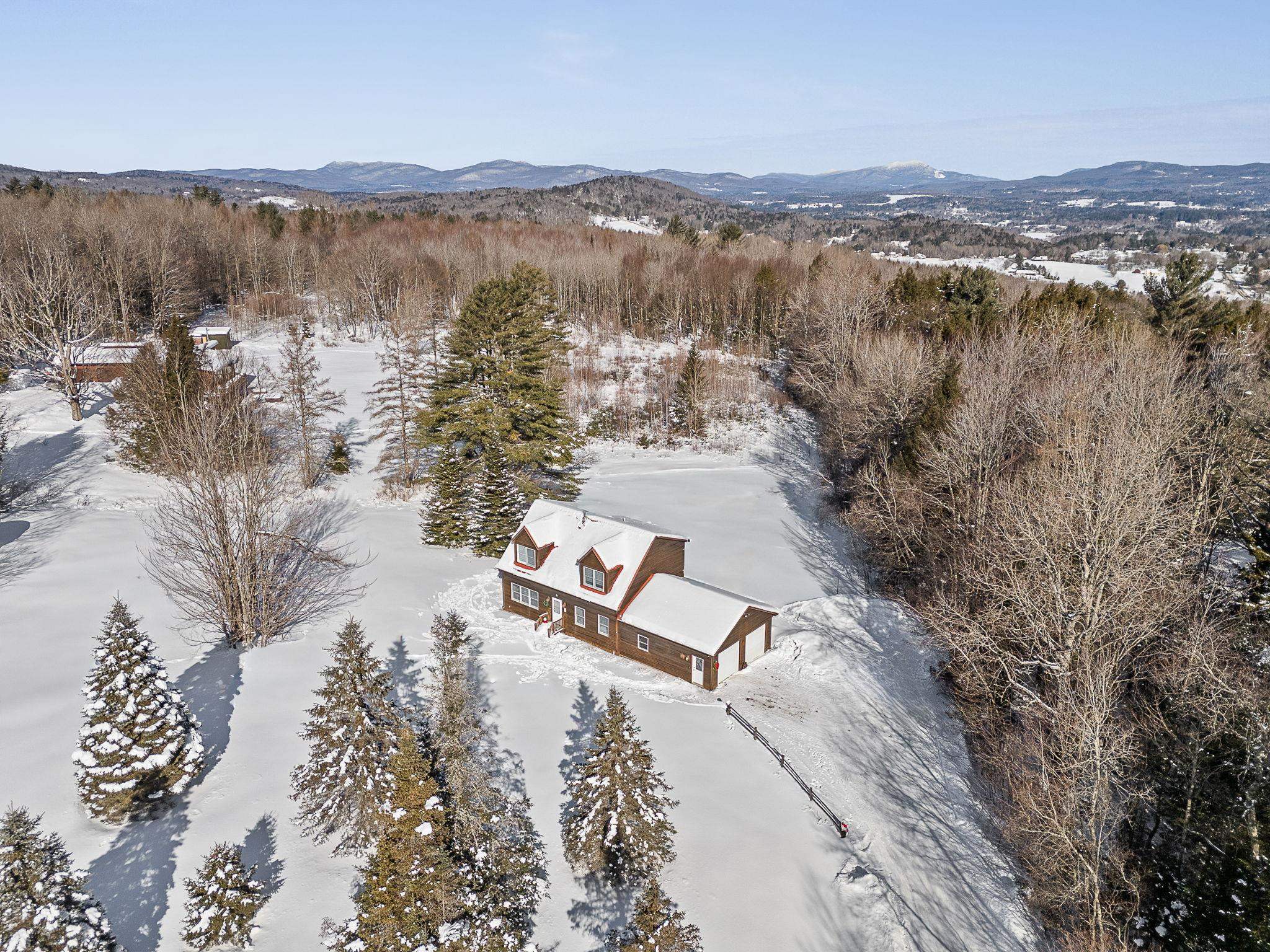 214 Gallup Road Morristown, VT 05661 - Photo 4 of 41 Gallery Image 4