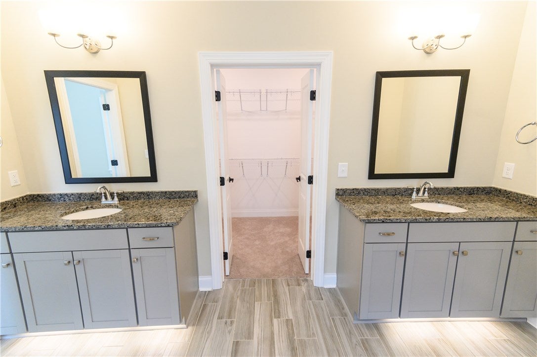 2611 Mill Lakes Ridge Opelika, AL 36801 - Photo 15 of 47 Gallery Image 15