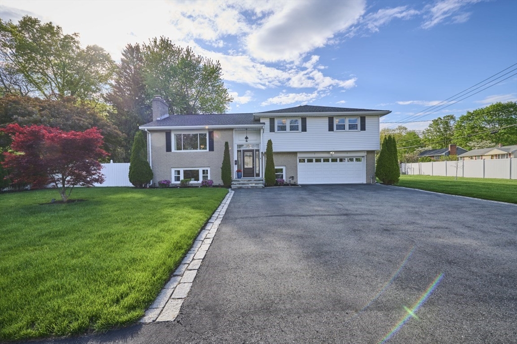 5 Rando Lane Waltham, MA 02451 - Photo 2 of 40 Gallery Image 2