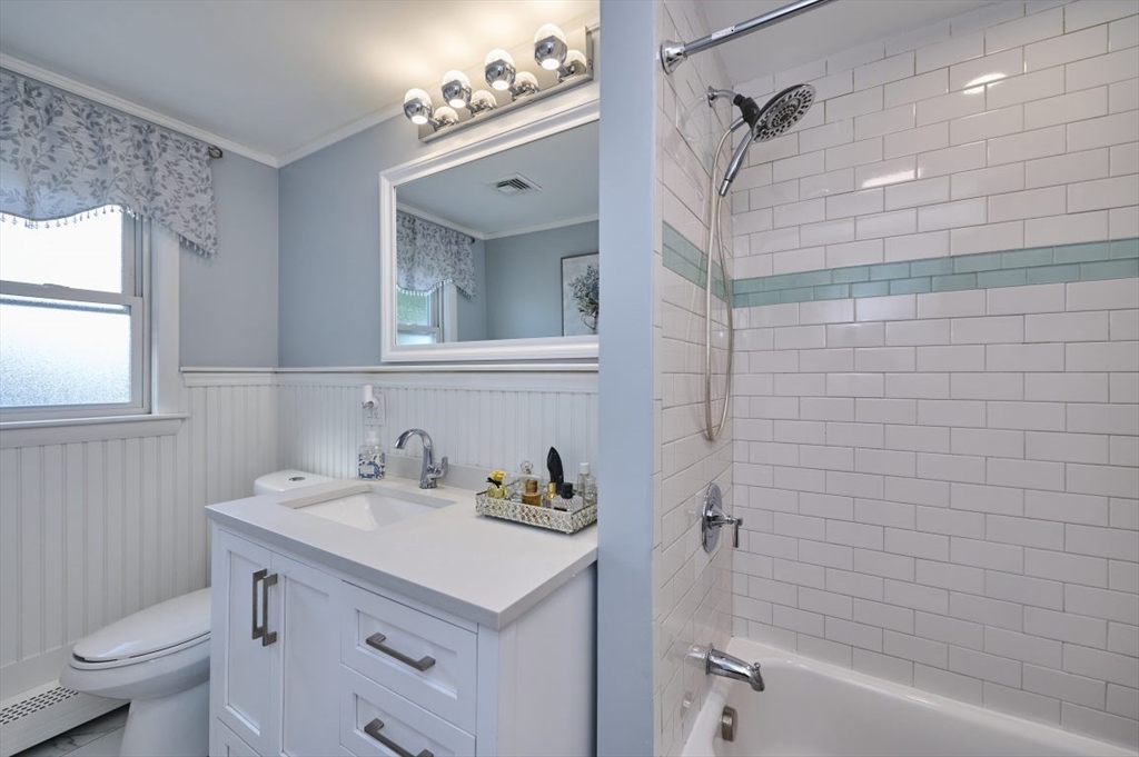 5 Rando Lane Waltham, MA 02451 - Photo 25 of 40 Gallery Image 25