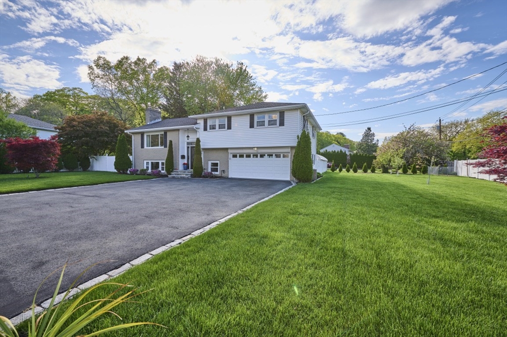 5 Rando Lane Waltham, MA 02451 - Photo 4 of 40 Gallery Image 4