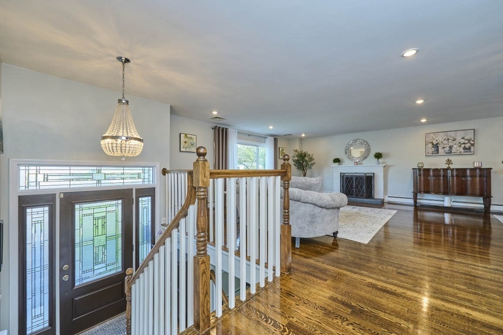 5 Rando Lane Waltham, MA 02451 - Photo 6 of 40 Gallery Image 6