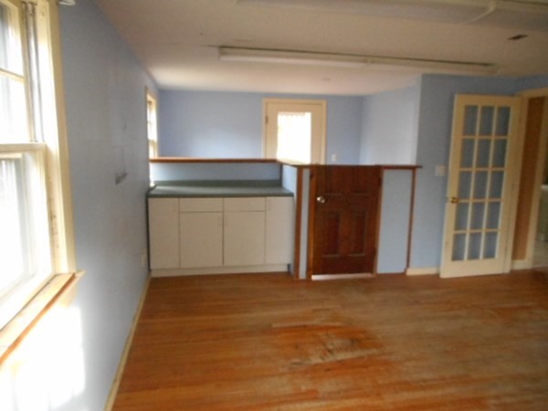 98 Swifts Beach Road Wareham, MA 02571 - Photo 11 of 16 Gallery Image 11
