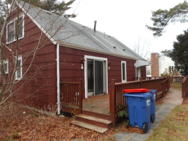 98 Swifts Beach Road Wareham, MA 02571 - Photo 2 of 16 Gallery Image 2