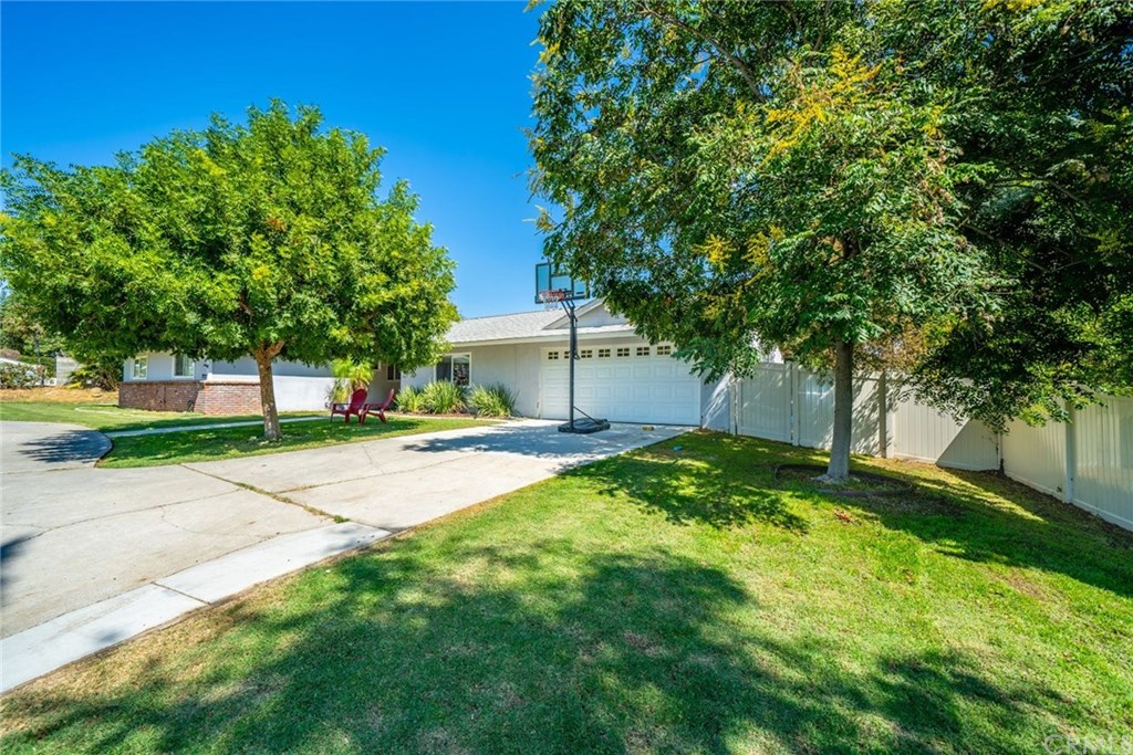 2725 McAllister Street Riverside, CA 92503 - Photo 3 of 51 Gallery Image 3