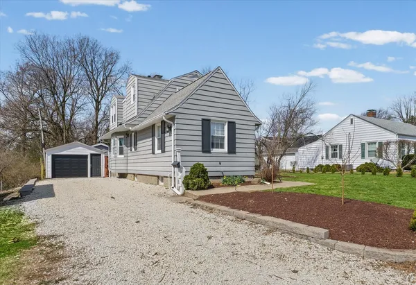 $230,000 | 605 South Russell Street, Champaign, IL 61821